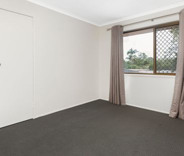 Recently Renovated Home in a Quiet Daisy Hill Location - Photo 2