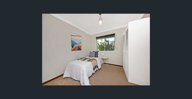 Spacious Four Bedroom Family Entertainer. - Photo 1