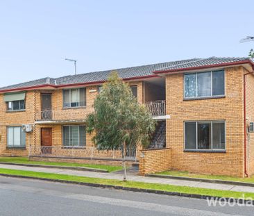 Thornbury Living! - Photo 3