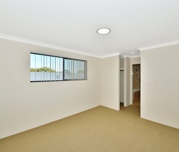 Modern 2-Bedroom&comma; 2-Bathroom Apartment with Secure Parking - Photo 3