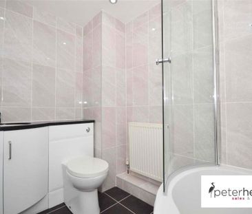 3 bedroom terraced house to rent - Photo 6