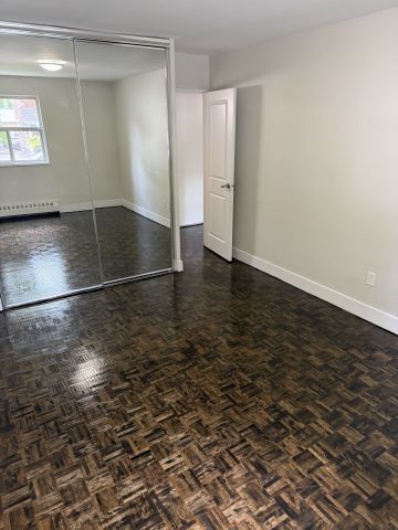 For Lease - 7 Albert Street Unit# 116, Whitchurch-Stouffville, Ontario - Photo 2