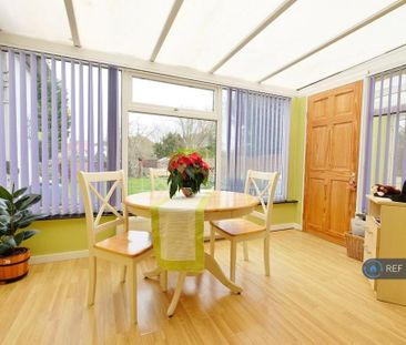 3 bedroom bungalow to rent - Photo 3