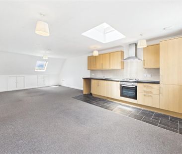 3 bedroom apartment to rent - Photo 2