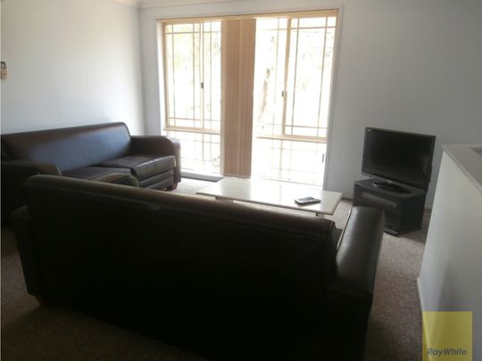 HOLIDAY LETTING - Photo 1