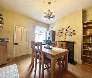 3 bedroom terraced house to rent - Photo 3
