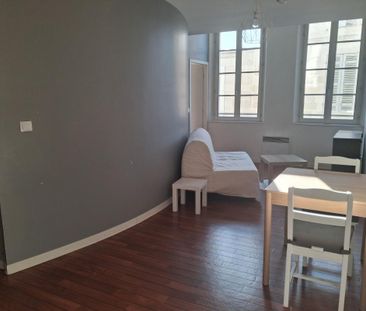 Location Appartement 2 pièces 36m² SAINTES 17100 - Photo 1