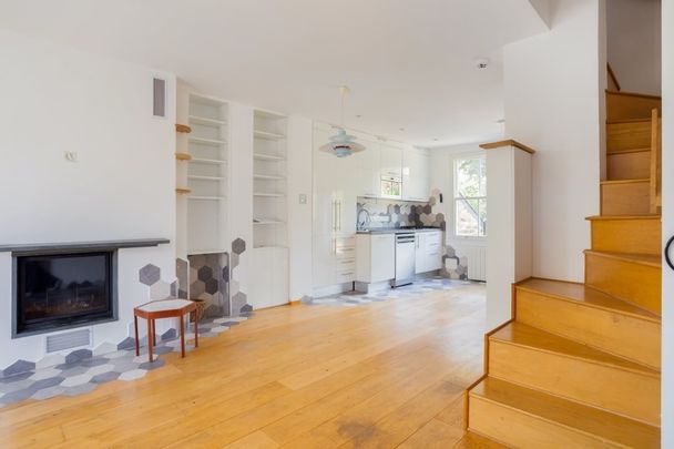 4 bedroom terraced house to rent - Photo 1