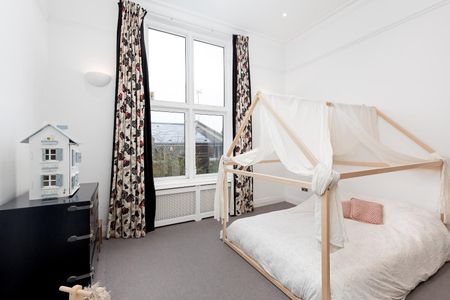 Parkhill Road, Belsize Park, London - Photo 3