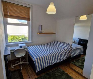 5 bedroom terraced house to rent - Photo 4