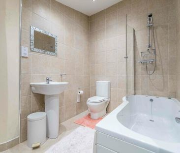 Room 4, 45 Eldon Street - Photo 6