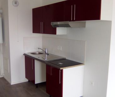 location Appartement T2 DE 44.1m² À ARPAJON - Photo 5