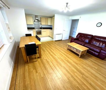 2 bedroom apartment to rent - Photo 4