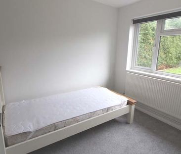 3 bedroom detached bungalow to rent - Photo 4