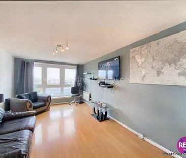 1 bedroom property to rent in Westcliff On Sea - Photo 2