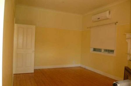 3 Bedroom Californian Bungalow - Photo 3