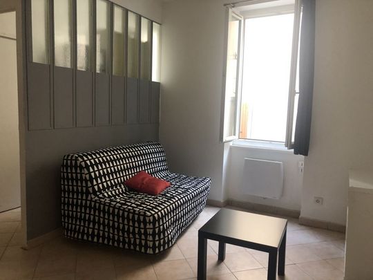 APPARTEMENT A LOUER MONTELIMAR 1 PIECE 18 M² - Photo 1