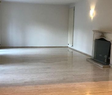 Woning te huur in Kraainem voor € 3.750 met 4 slaapkamers - Photo 1