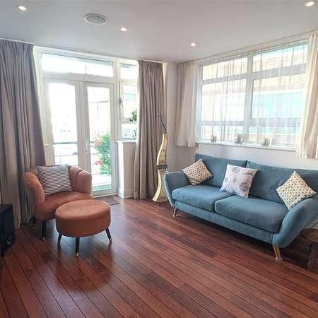 Quay House, Broad Street, PO1 - Photo 1