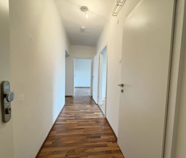 Zwei-Zimmer Wohnung. Hier fängt der Wohnspaß an - Photo 3