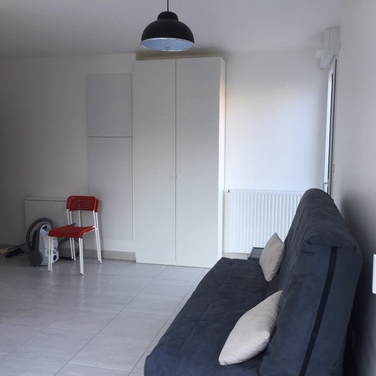 Location Appartement 1 pièce Meublé 22m² NANTES 44000 - Photo 1
