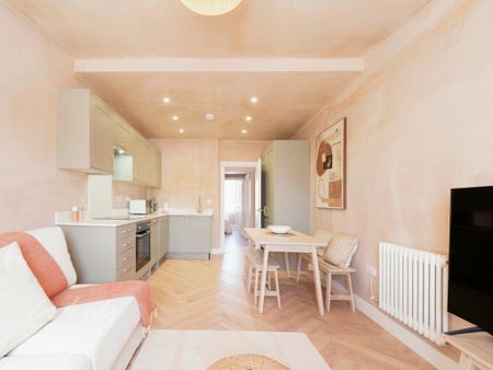 2 bedroom apartment to rent - Photo 5