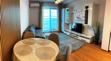 Apartament 2 camere in Ploiesti, zona Vest - Photo 2