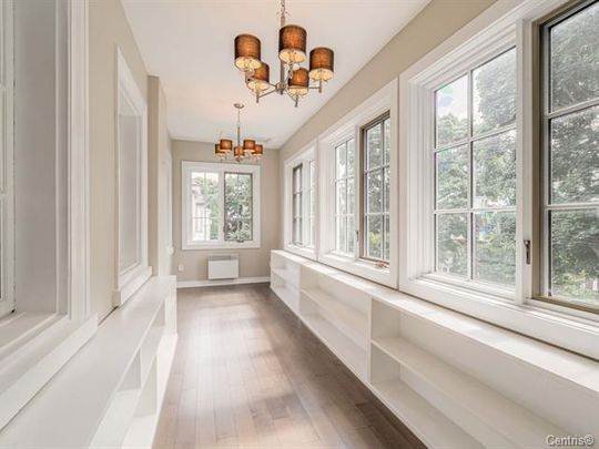 730 Av. Upper Lansdowne - Photo 1