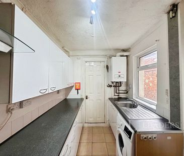 1 bedroom terraced to rent Room 1 Hubert Road, B29 - Photo 2