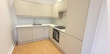 Bay View, Wraik Hill, Whitstable, CT5 3SP, Kent - Photo 2