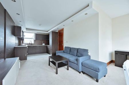 2 bedroom maisonette to rent - Photo 3