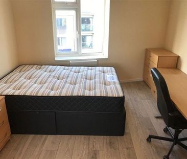 London Road, Headington, Oxford - Photo 1