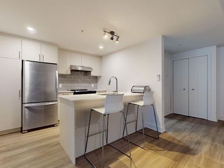 1433 De la Gare Ave, Mascouche, QC - Photo 3