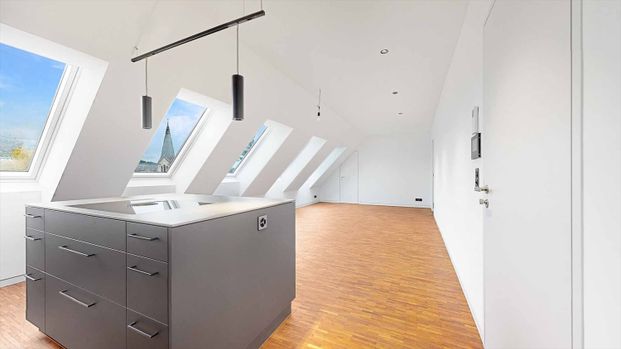 2.5 Zimmer, 62 m², 6. Stock - Photo 1