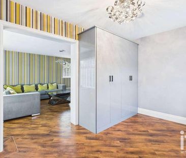 Bowfell Drive, High Lane, Stockport, SK6 - Photo 6