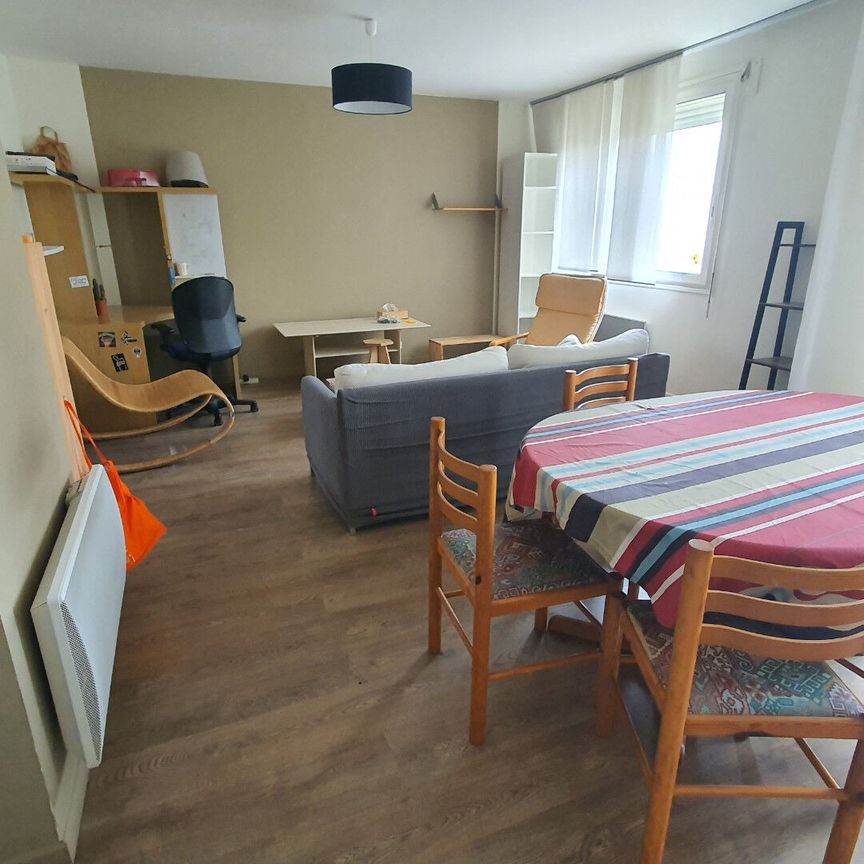 Location appartement 3 pièces, 67.81m², Mérignac - Photo 2