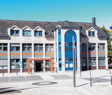 Große, barrierearme Wohnung in zentraler Lage von Asbach - Photo 1