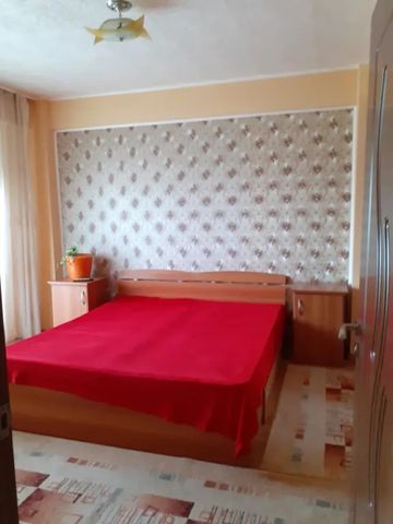 Închiriez apartament 2 camere central - Photo 3