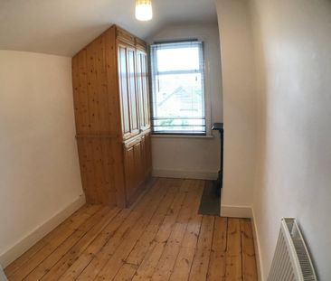 3 Bed Terraced House, Cromwell Road, RG4 - Photo 3