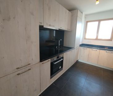 Location Appartement 3 pièces 76m² - Photo 3