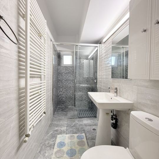 Apartament 4 camere de inchiriat in Tomis 2 - Photo 1