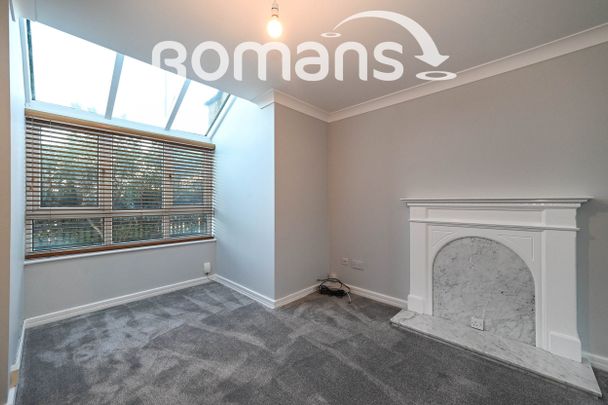 Headley Road East, Woodley, Reading, RG5 - Photo 1