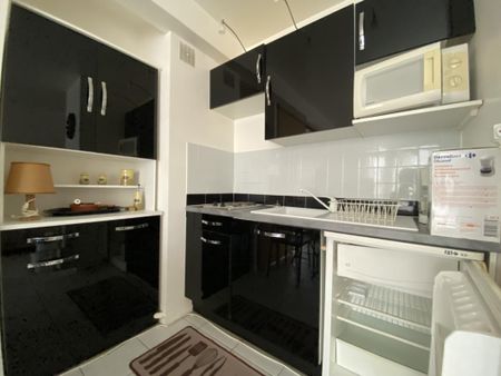 F2 MEUBLE CENTRE VILLE - Photo 3