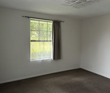 11 Fiona Place, Hornby - Photo 5