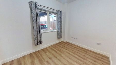 4 bedroom house to rent - Photo 3