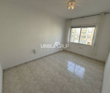 Piso de alquiler en Calle Aurora, Barri del Centre - Photo 5