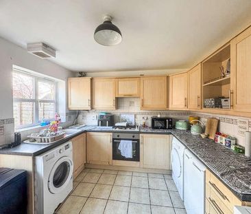 Malthouse Drive, Dudley, West Midlands, DY1 - Photo 4