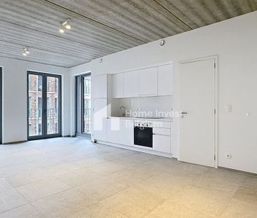 Appartement te huur in Antwerpen voor € 920 met 1 slaapkamer - Photo 4