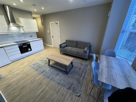 2 bedroom apartment to rent - Photo 4