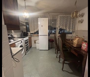 4 Bed Maisonette, Thames Court, SE15 - Photo 3